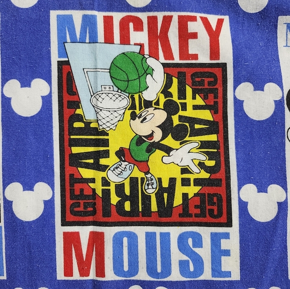 Vintage Disney Mickey Mouse "Extreme Sports" Double Sided Duvet Cover Twin - Picture 6 of 6